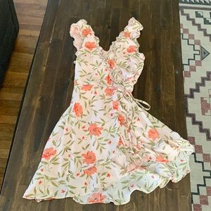 Lulu’s Floral Print Wrap Dress (XS)